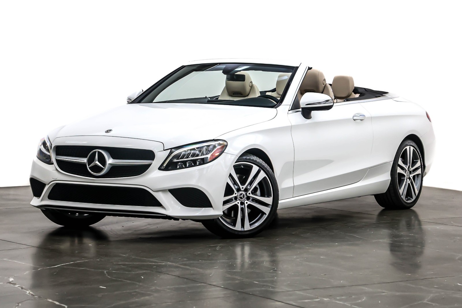 2021 Mercedes-Benz C-Class Cabriolet C300's photo