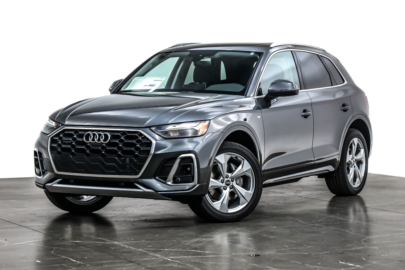 new-2025-audi-q5-s-line-premium-plus-45-tfsi-quattro-suv-in-1275