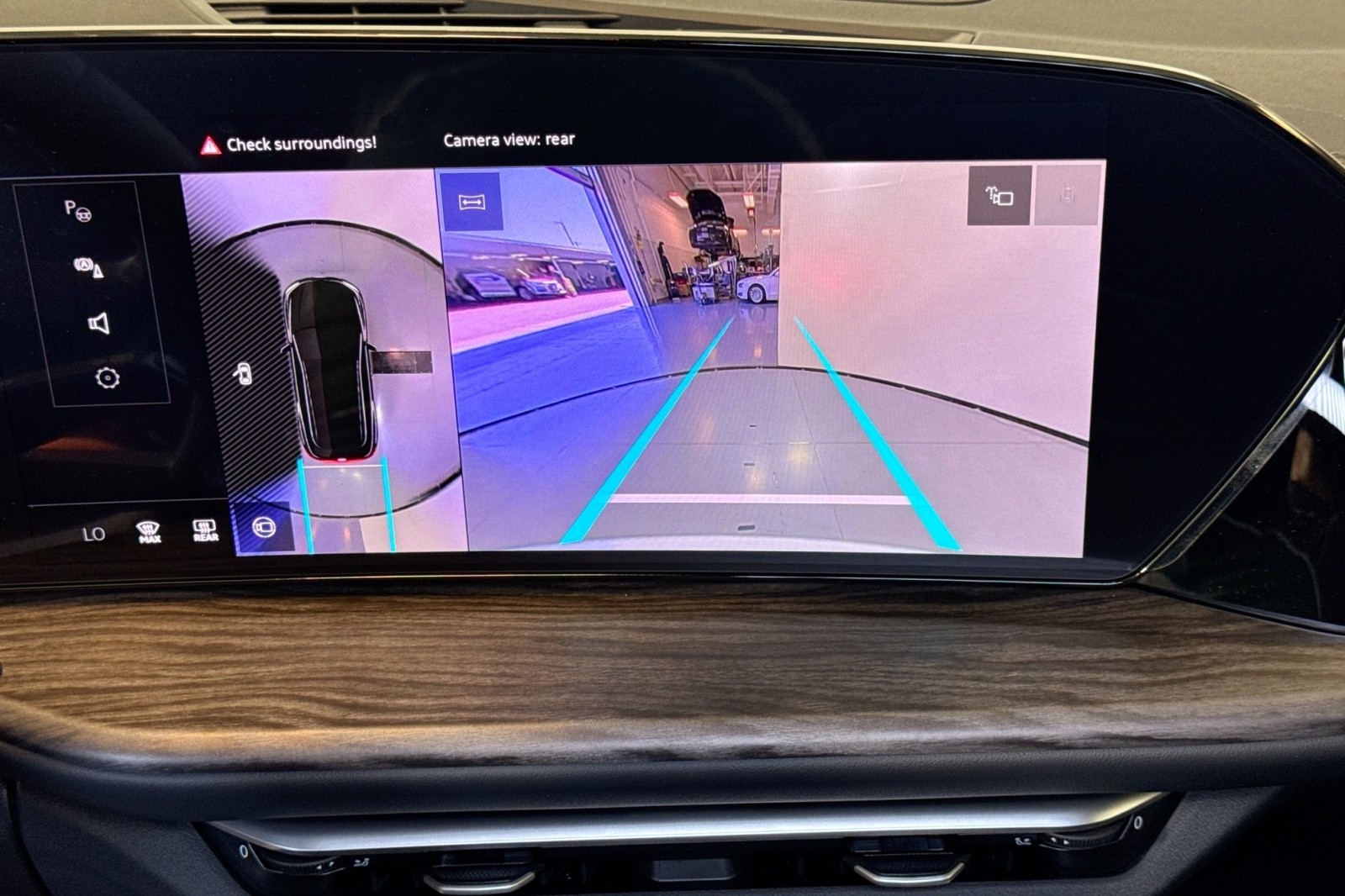 New 2025 Glacier White Metallic Audi Premium Plus 2.0 TFSI quattro image 15