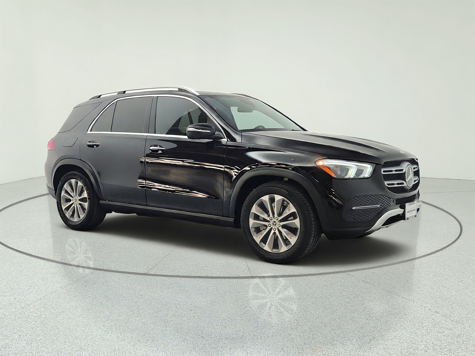 Certified Used 2023 Black Mercedes-Benz GLE 350 SUV image 3