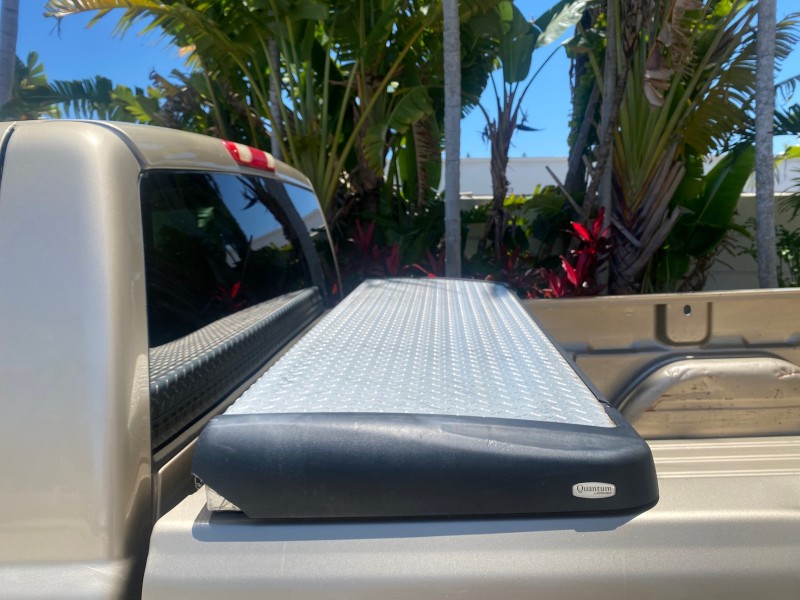 2005 GMC Sierra 1500 LOW MILES 83837 AC NO ACCIDENTS in ,