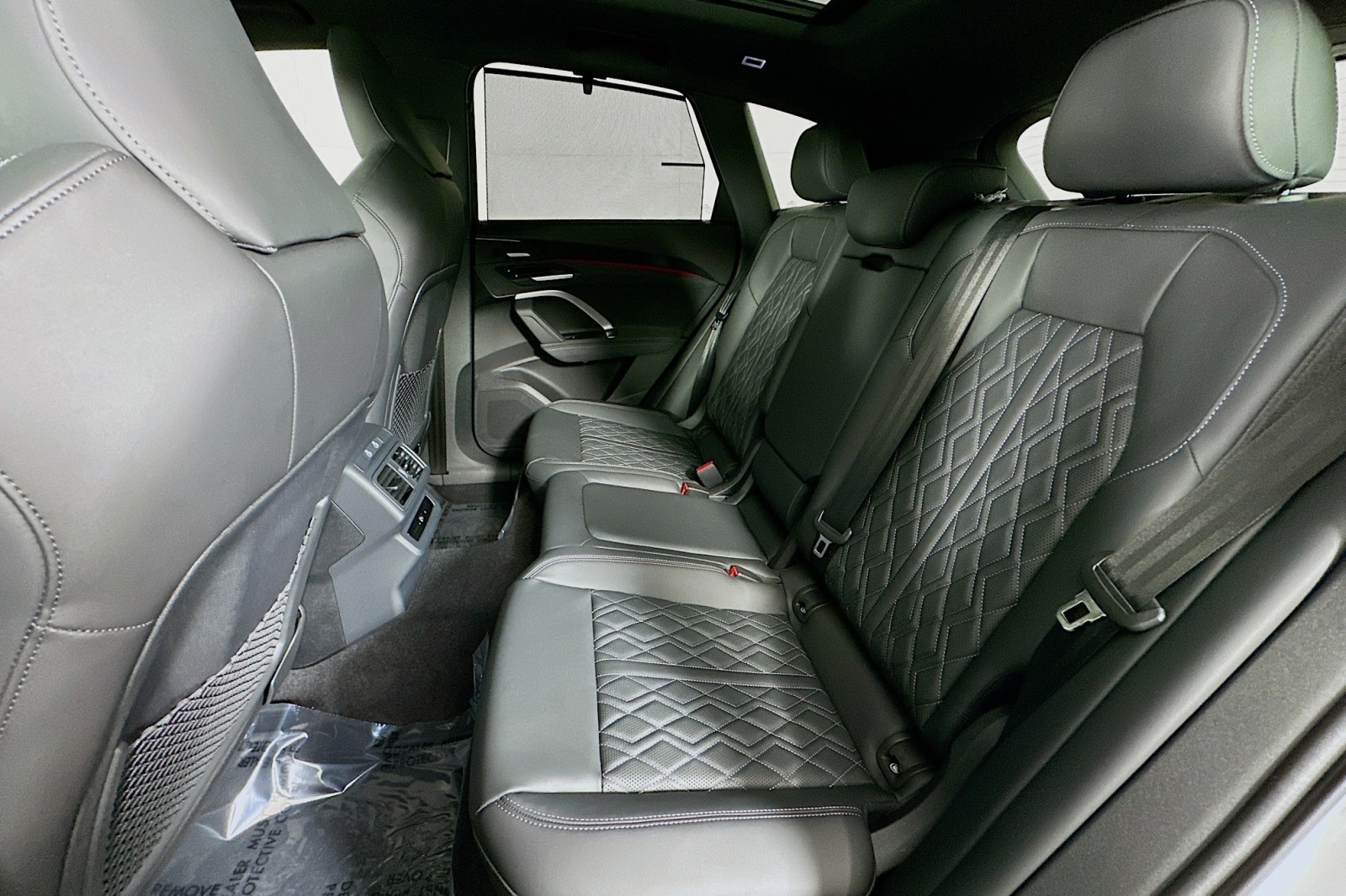 New 2026 Glacier White Metallic Audi Premium Plus image 9