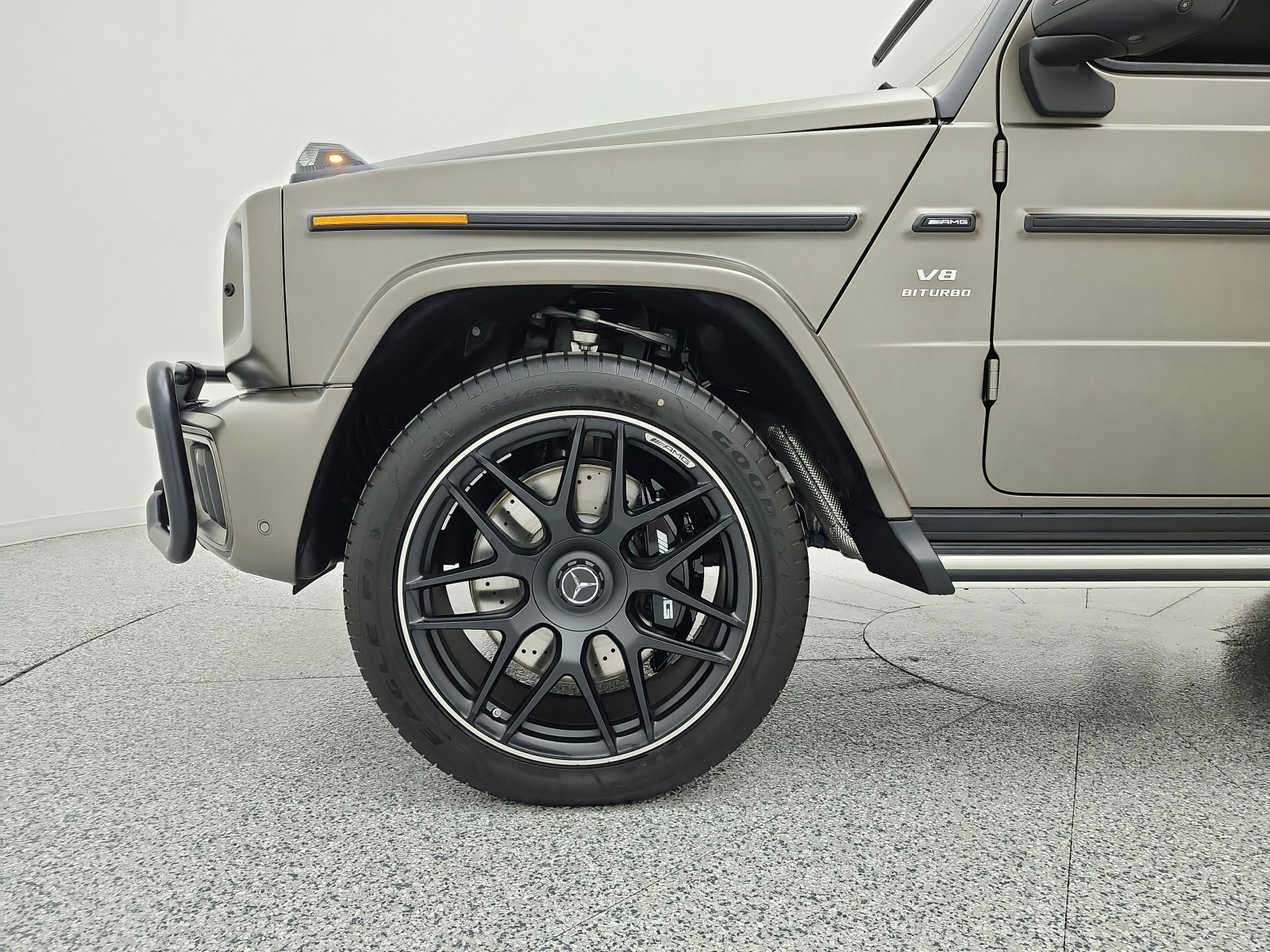 New 2026 MANUFAKTUR Monza Grey Magno Mercedes-Benz AMG® G 63 SUV image 13