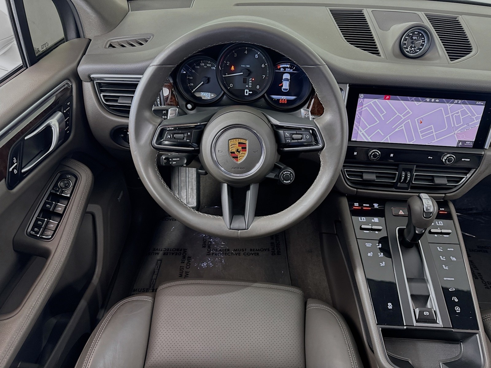 2022 Porsche Macan  20