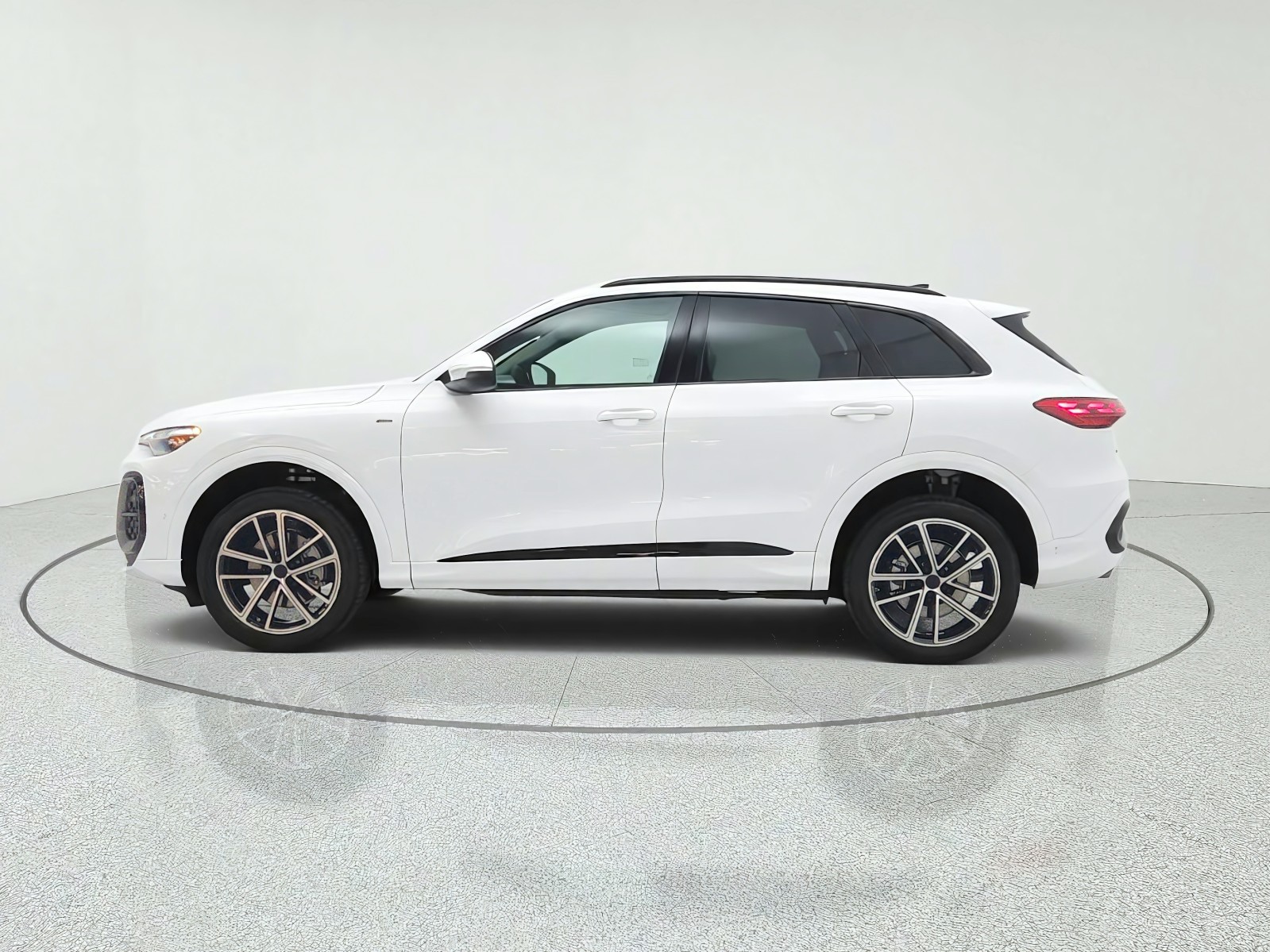 New 2026 Arkona White Audi Premium Plus 2.0 TFSI quattro image 8