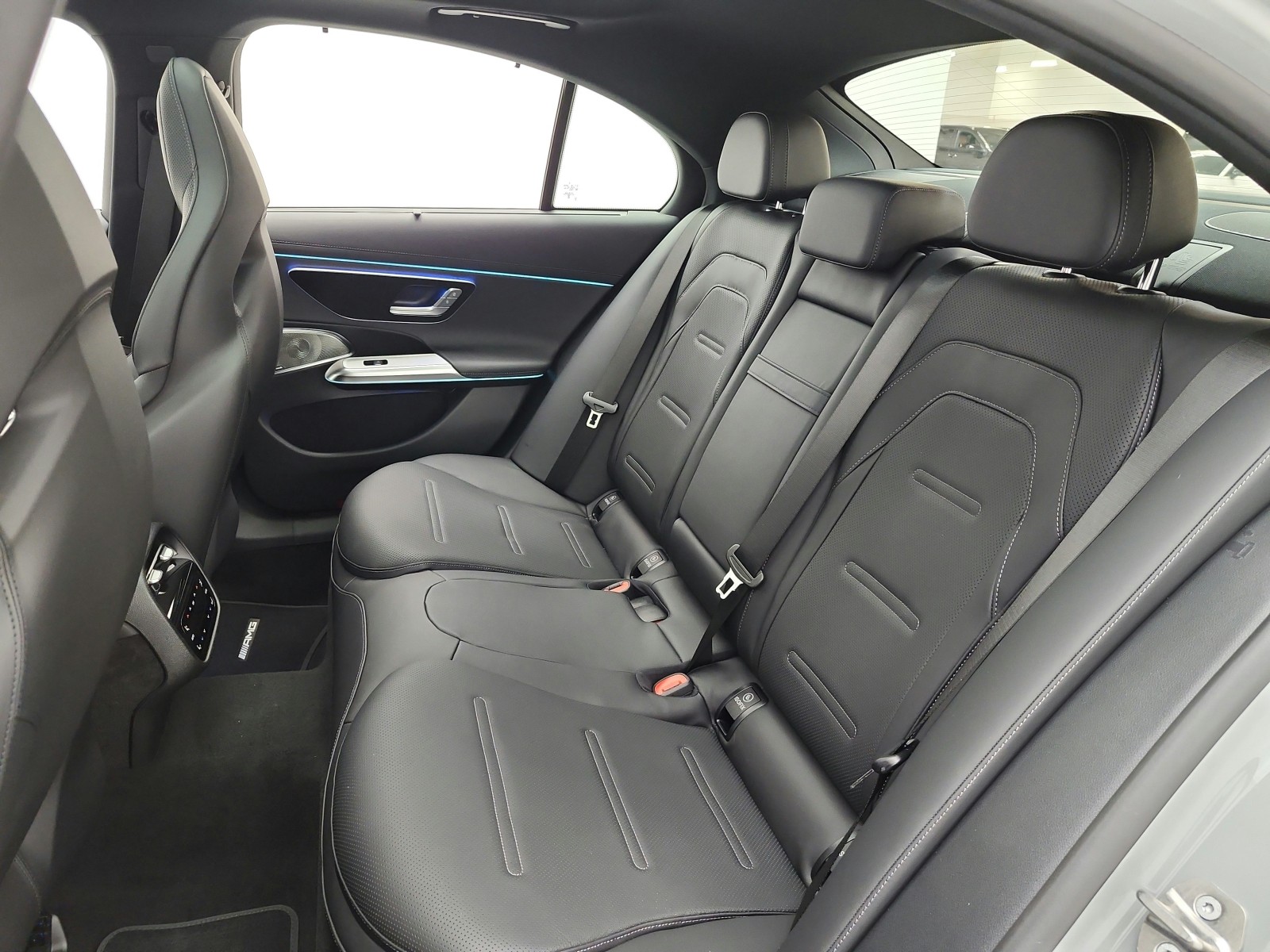 New 2027 MANUFAKTUR Alpine Grey Mercedes-Benz AMG® E 53 Hybrid Sedan image 11