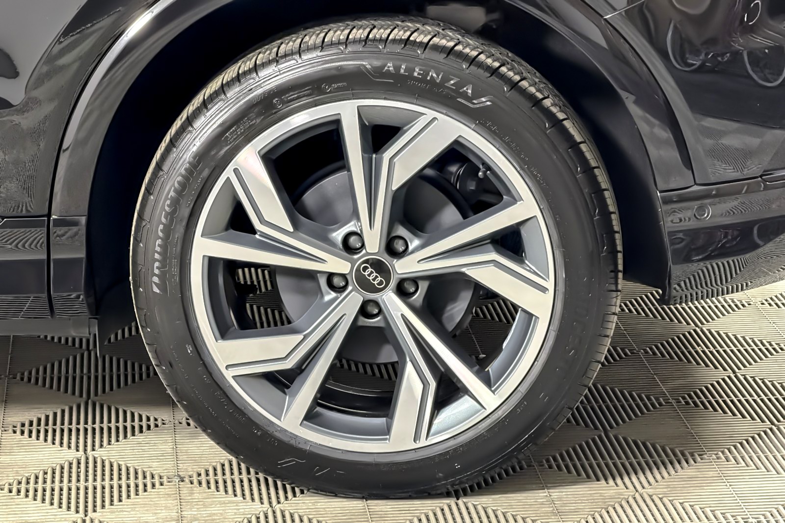 Used 2023 Mythos Black Metallic Audi Premium Plus 50 quattro image 26