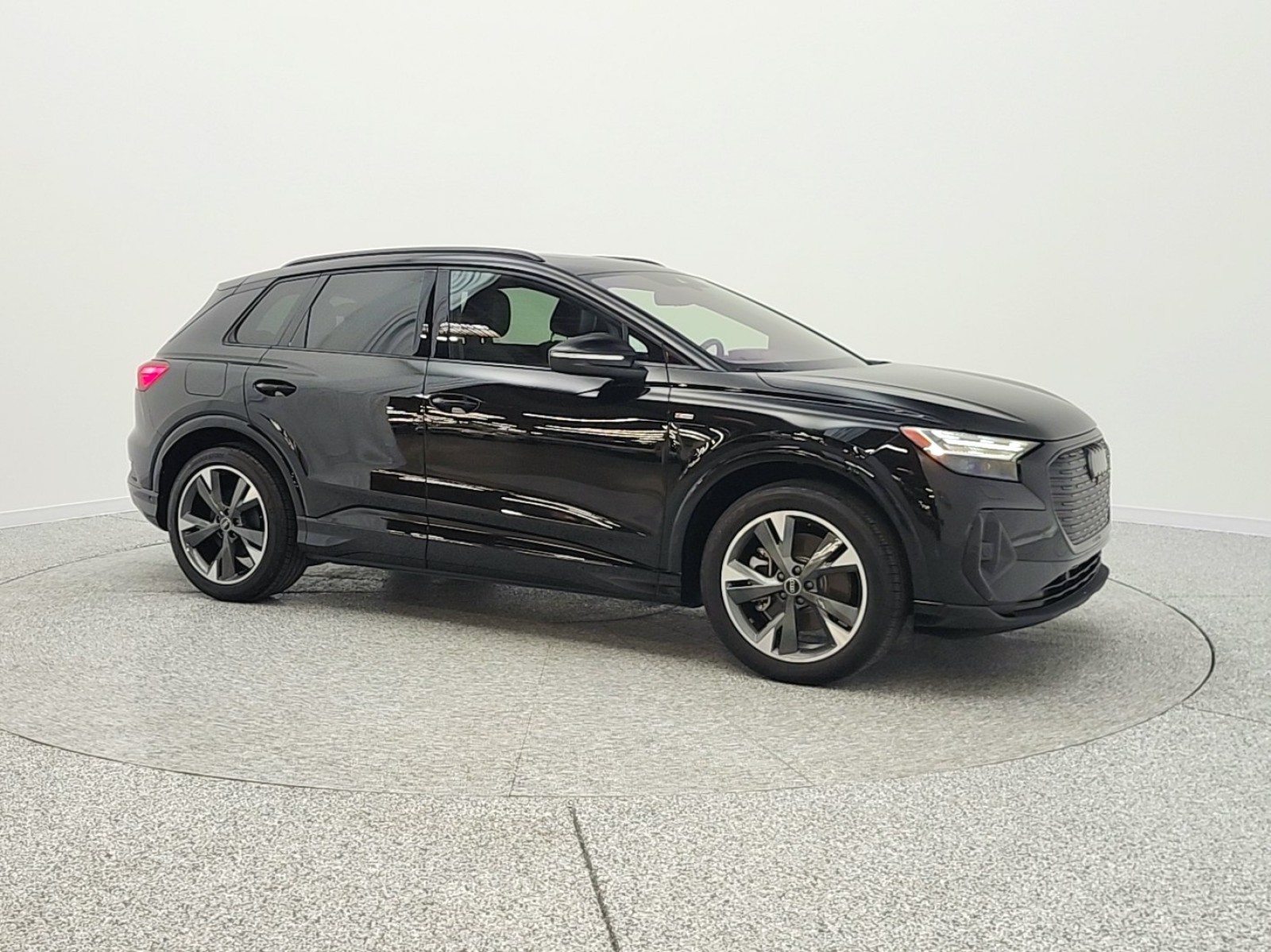 Used 2024 Mythos Black Metallic Audi Prestige 55 quattro image 3