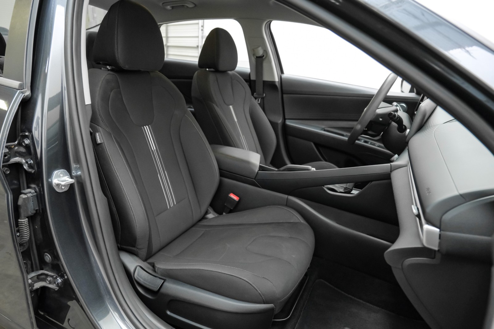 2021 Hyundai Elantra SEL PortofinoEdition ComfortPkg ConveniencePkg 33