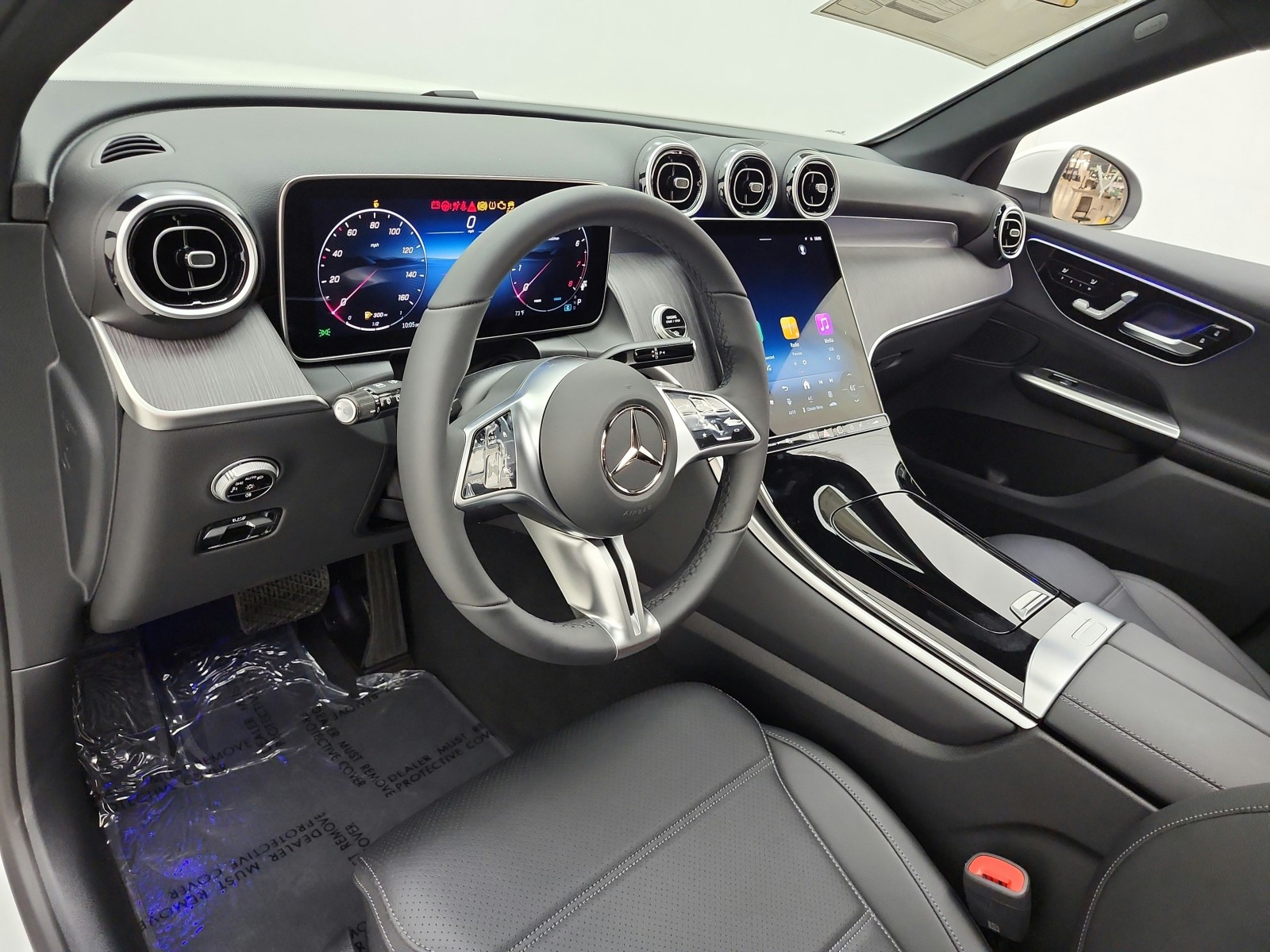 New 2027 Polar White Mercedes-Benz GLC 300 SUV image 9