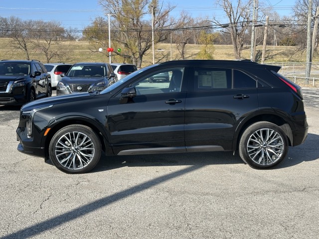 2024 Cadillac XT4 FWD Sport 6