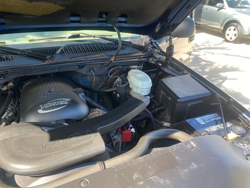 2003 Chevrolet Suburban LT 1 OWNER NO ACCIDENTS in ,