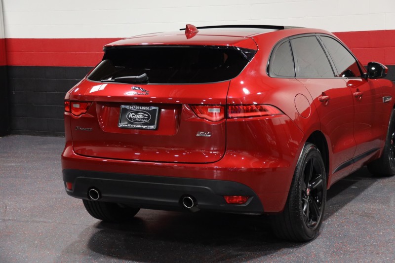 2017 Jaguar F-PACE 35t R-Sport AWD 4dr Suv in , 