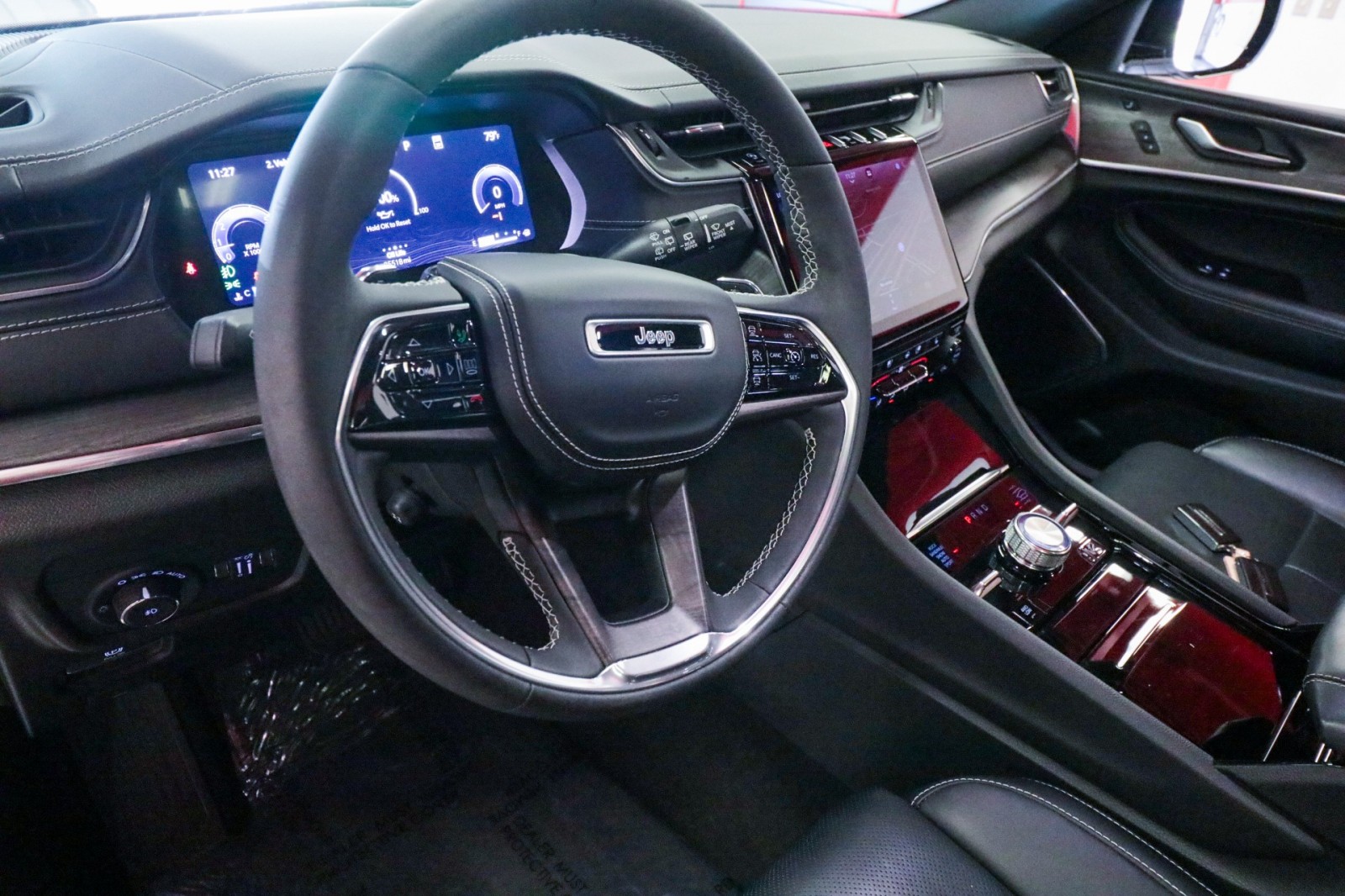 Used Car 2023 Jeep Grand Cherokee  Overland For Sale Under $50,000 In Austin, Texas