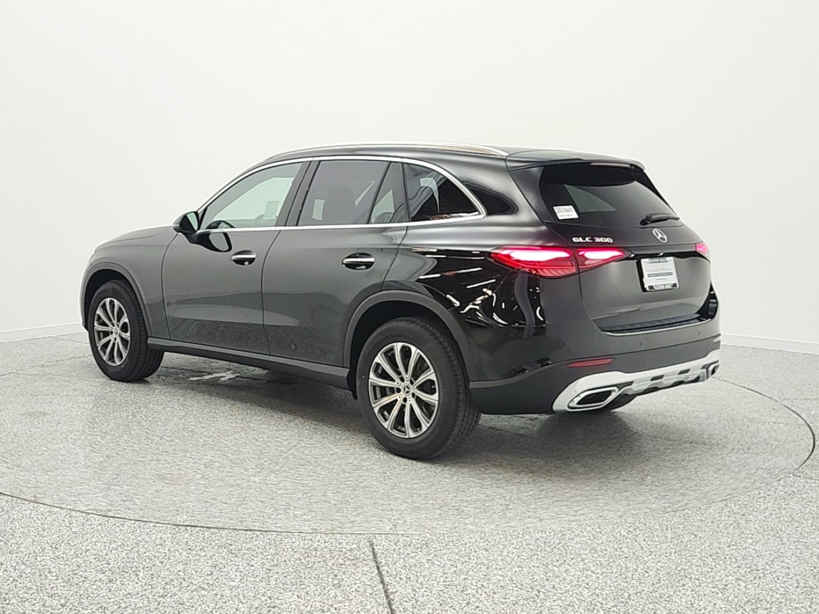 New 2026 Black Mercedes-Benz GLC 300 image 7