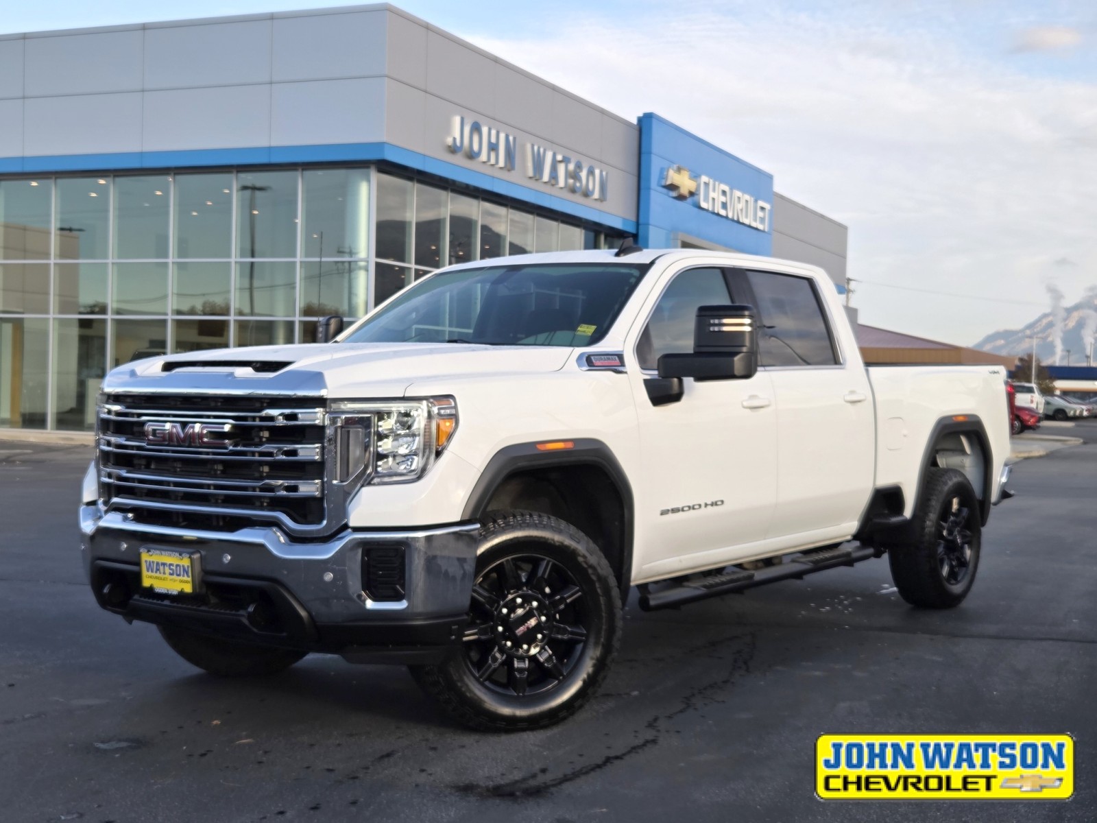 2022 GMC Sierra 2500HD SLE Crew Cab 4WD