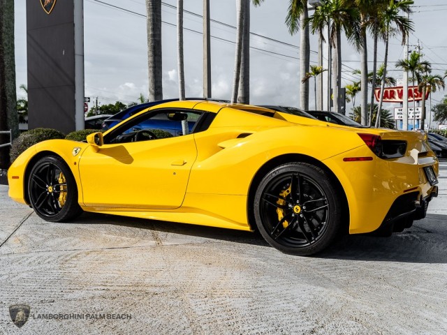 Ferrari 488 Spider