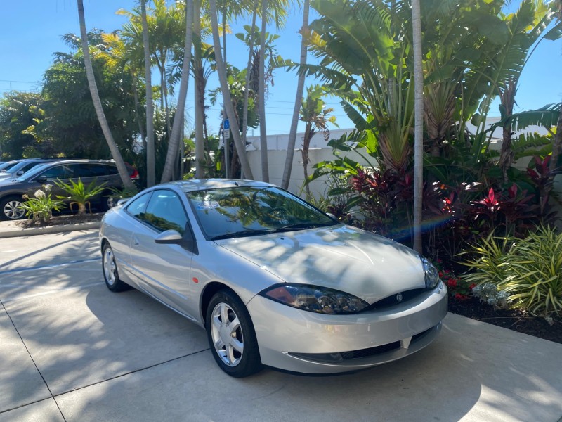1999 Mercury Cougar 3DR HATCH LOW MILES 28,846 in , 