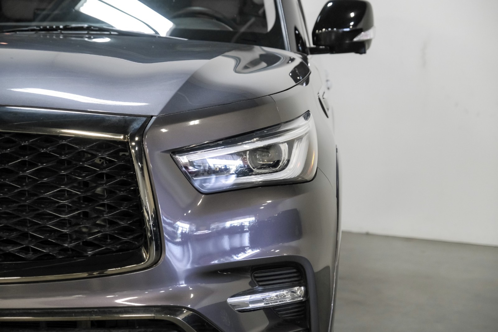 2022 INFINITI QX80 PREMIUM SELECT CargoPkg RoofRails SaharaLthrPkg RadiantLightingP 51