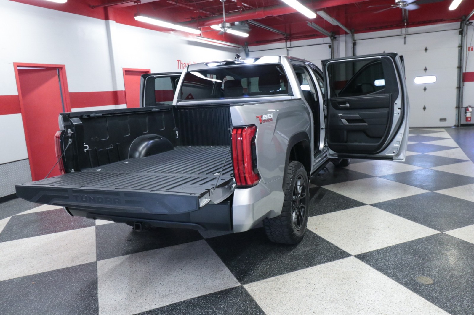 Used Car 2022 Toyota Tundra 4wd  Sr5 For Sale Under $50,000 In Austin, Texas