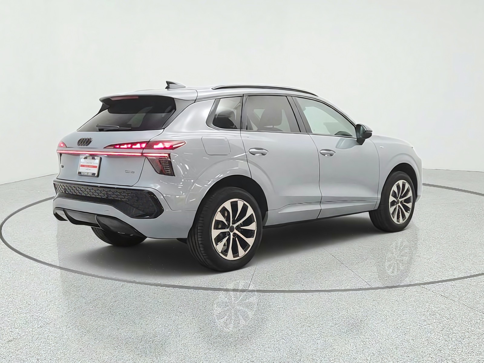 New 2026 Arrow Gray Pearl Effect Audi S line quattro image 5