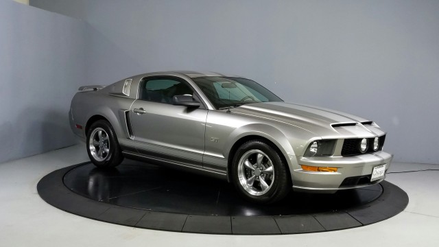 2008 Ford Mustang GT Deluxe 1