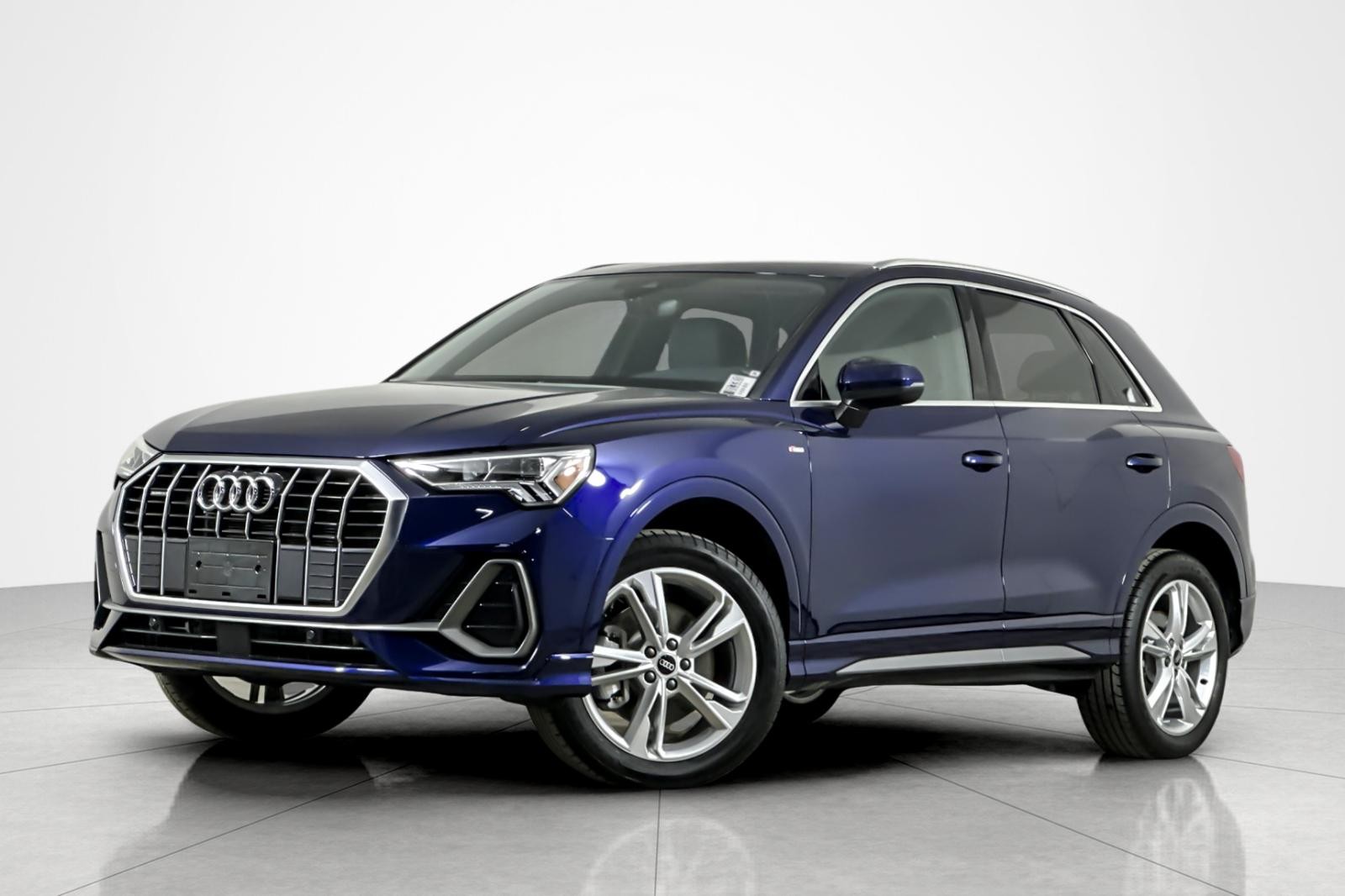 2023 Audi Q3