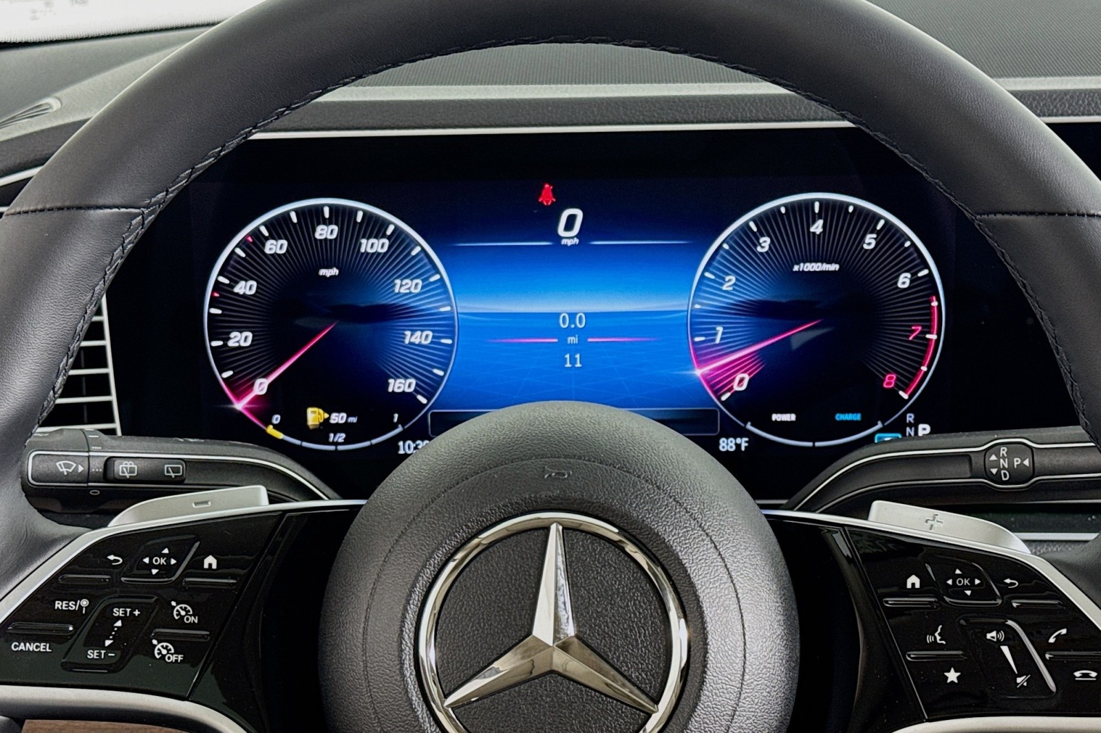 New 2026 Polar White Mercedes-Benz GLE 450 4MATIC® SUV image 18