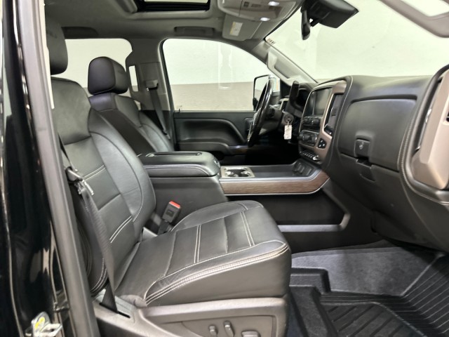 2018 GMC Sierra 2500HD Denali 4WD Duramax in , 