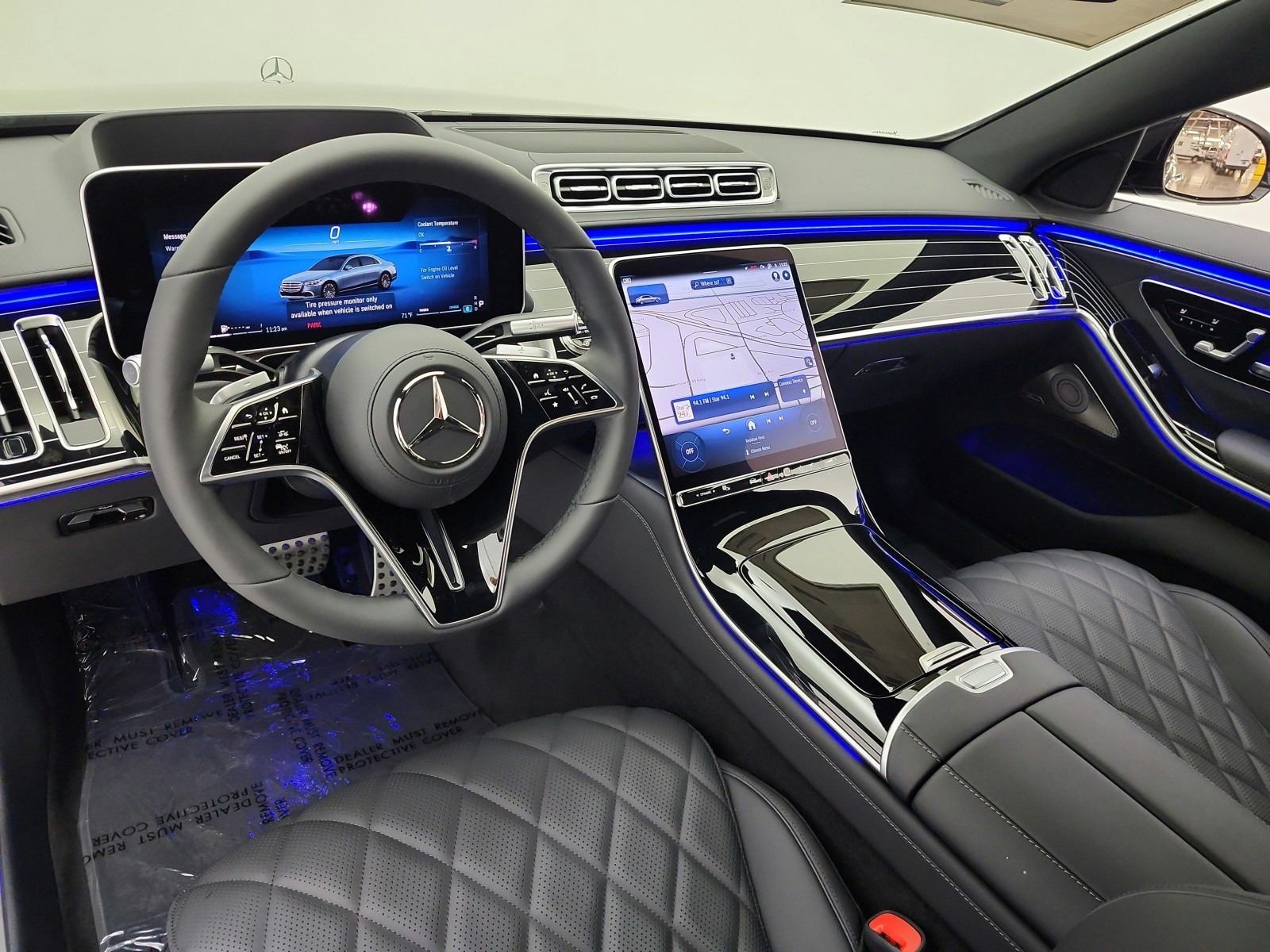 New 2026 Selenite Grey Metallic Mercedes-Benz S 580 image 9