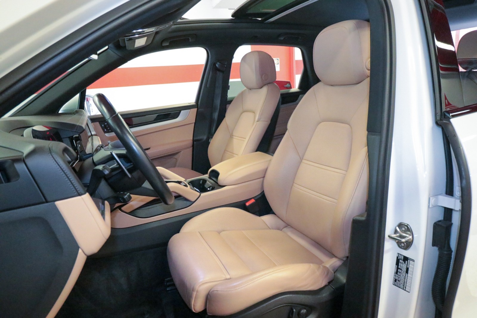 Used Car 2024 Porsche Cayenne  For Sale Under $70,000 In Austin, Texas