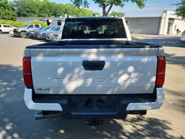 ToyotaTacoma 4WD6