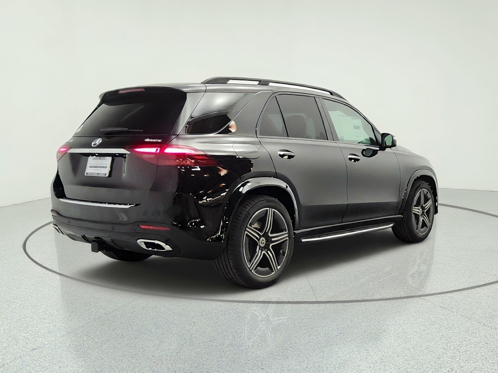 New 2026 Black Mercedes-Benz GLE 450 4MATIC® SUV image 5