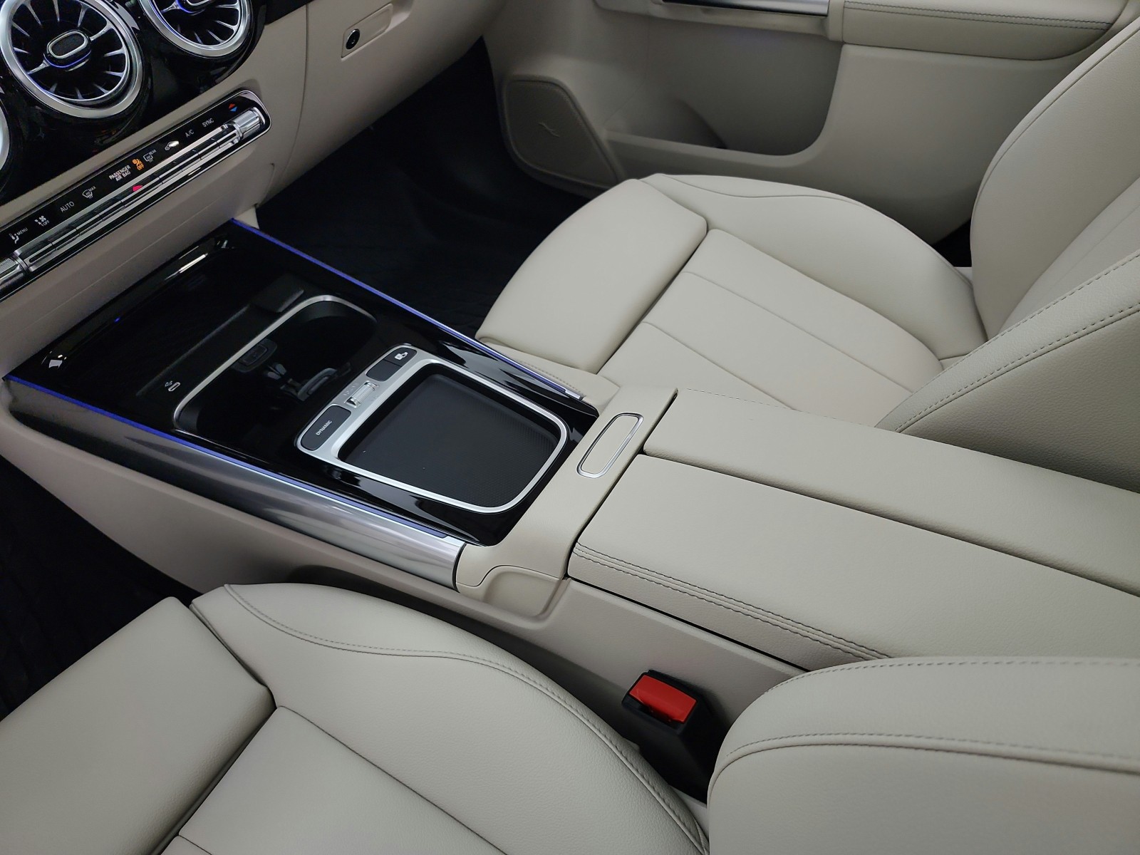 New 2026 Night Black Mercedes-Benz GLA 250 image 10