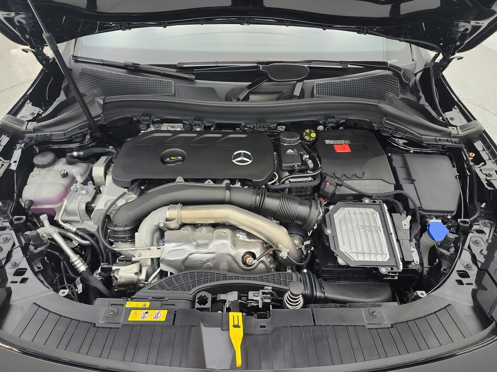 New 2026 Night Black Mercedes-Benz GLA 250 image 12