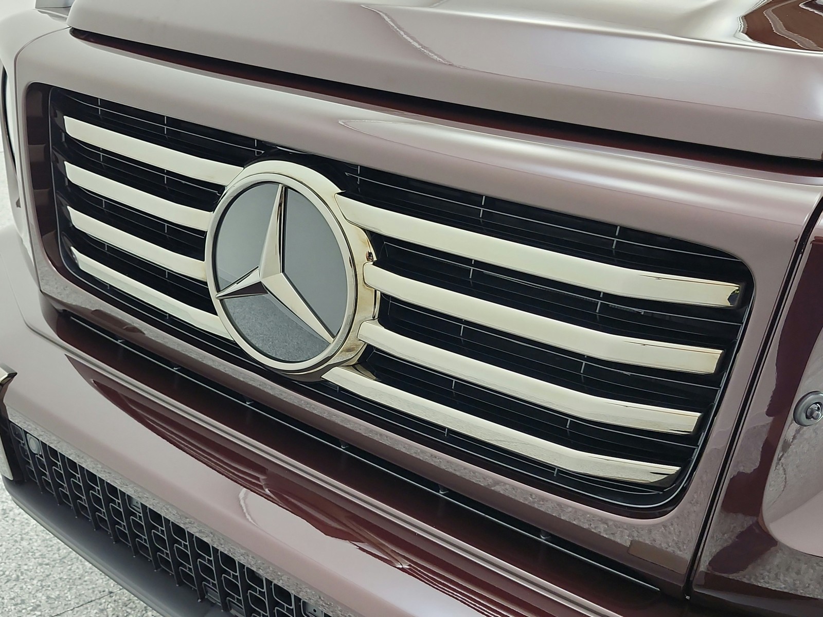 New 2026 Rubellite Red Metallic Mercedes-Benz G 580e image 13