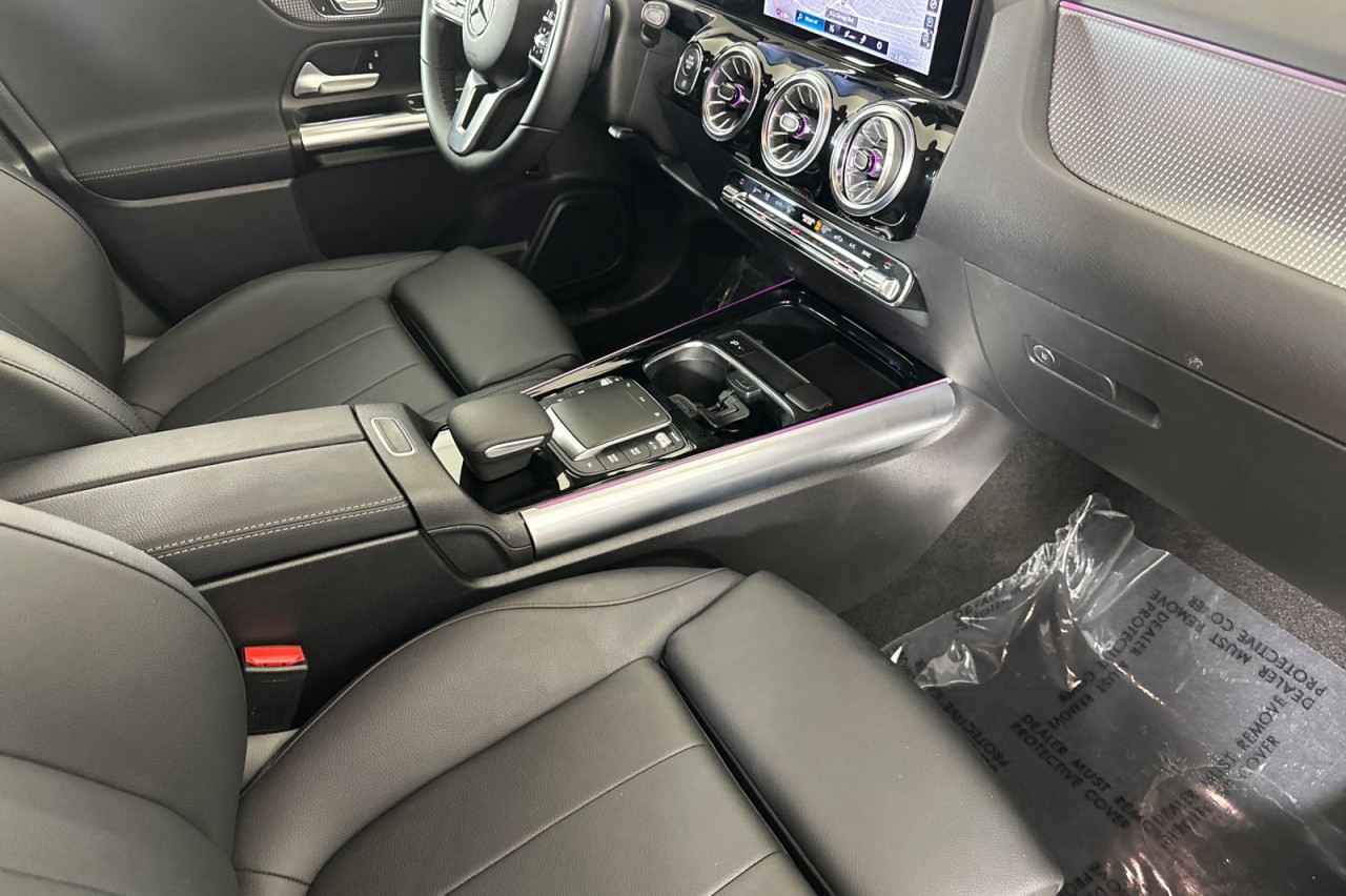Used 2023 Polar White Mercedes-Benz GLA 250 image 15