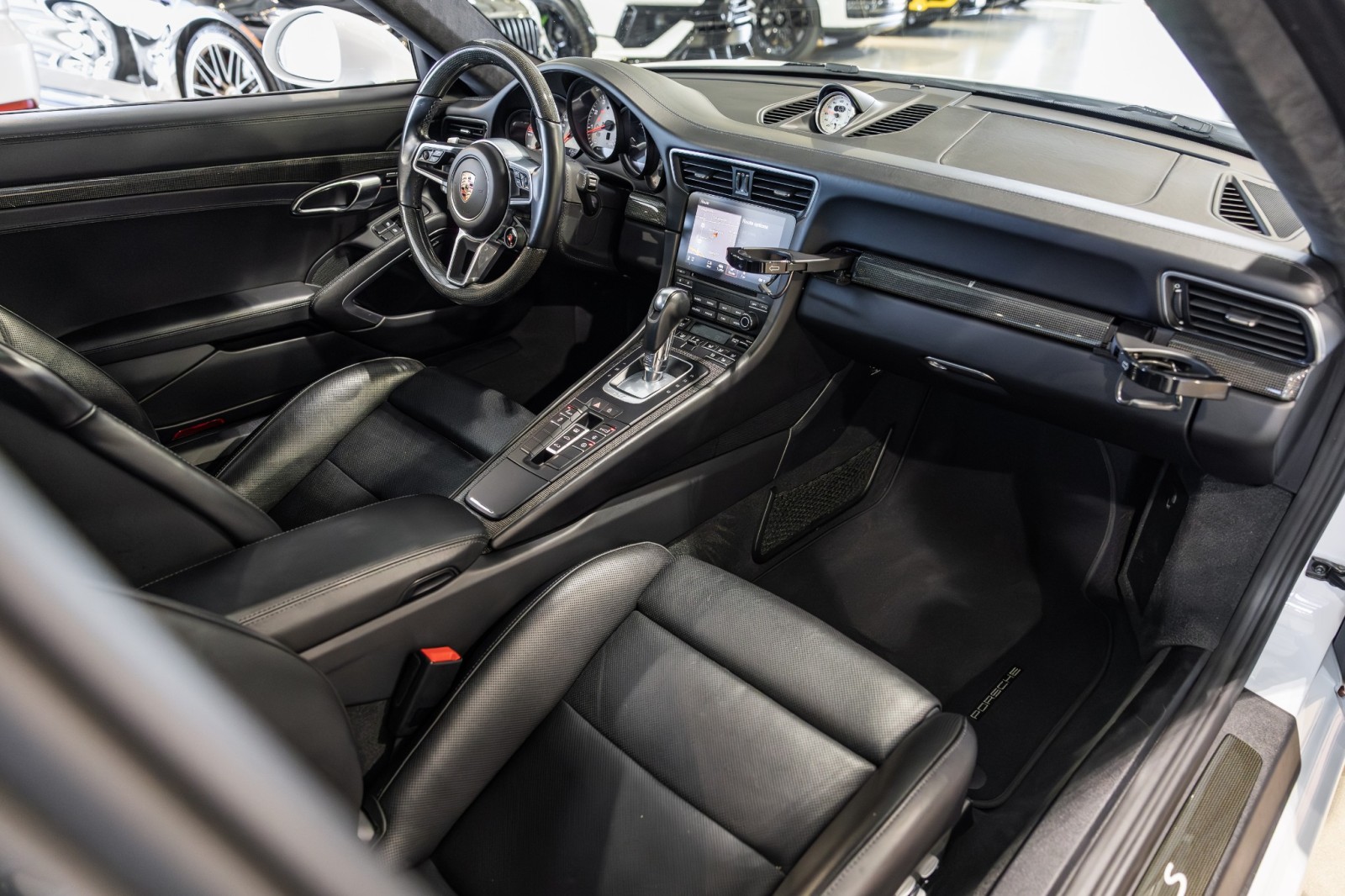 Used Car 2019 Porsche 911  Turbo S For Sale Under $190,000 In Boerne, Texas