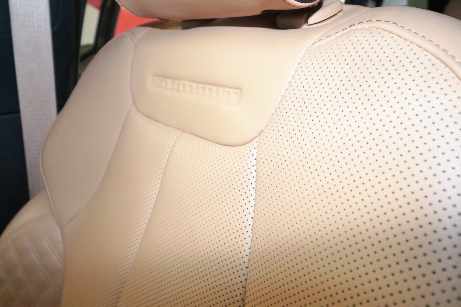 Used Car 2022 Jeep Grand Cherokee 4xe  Summit For Sale Under $40,000 In Austin, Texas