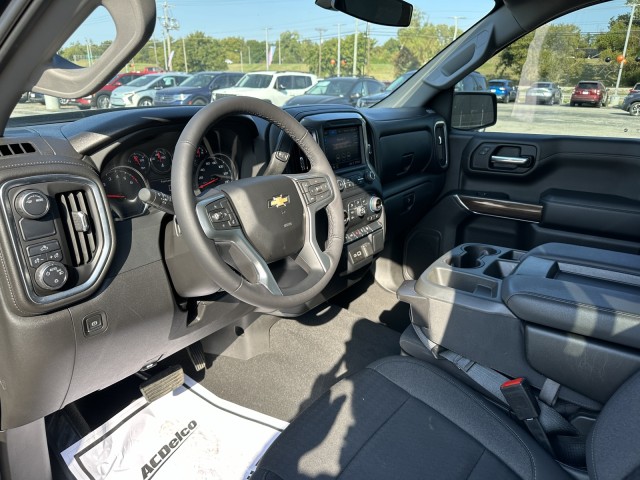 2022 Chevrolet Silverado 1500 LTD LT 10