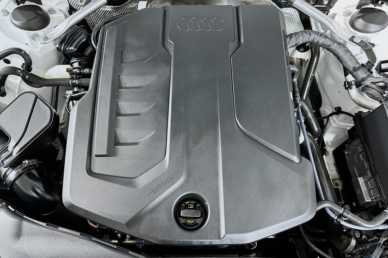 Used 2025 Arkona White Audi Premium image 13