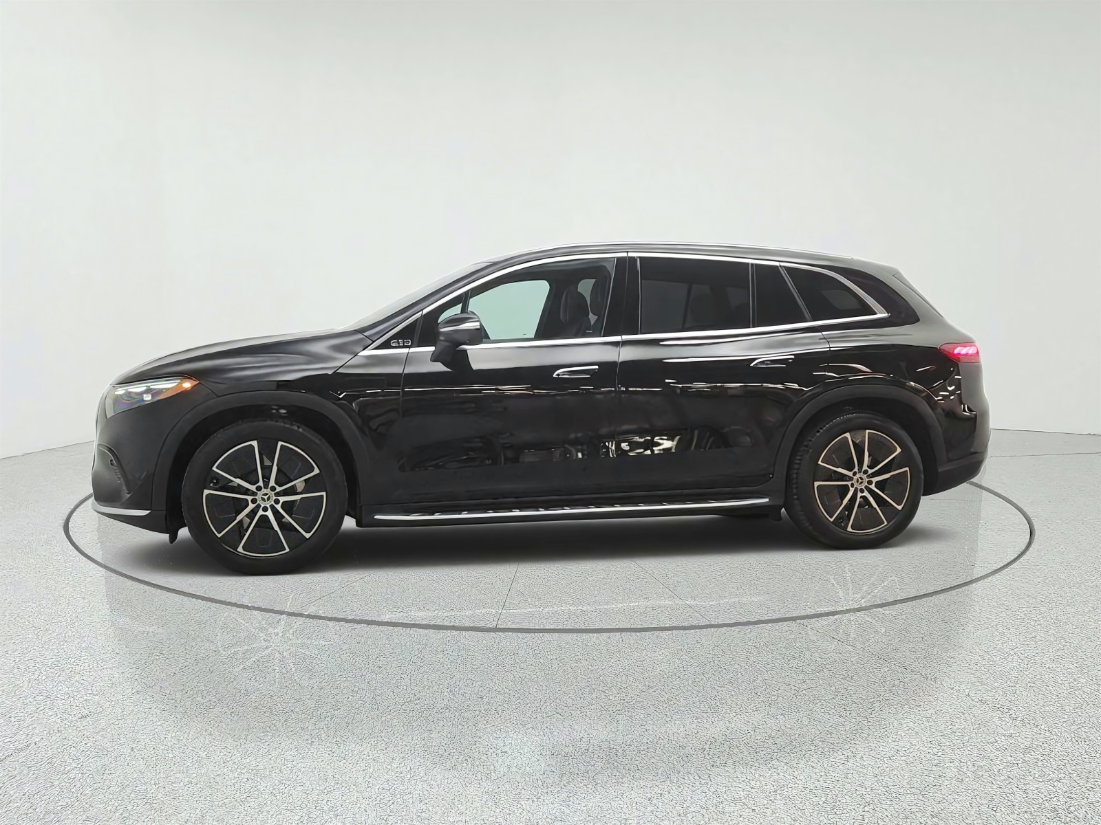 Certified Used 2023 Obsidian Black Metallic Mercedes-Benz EQS 450+ image 8