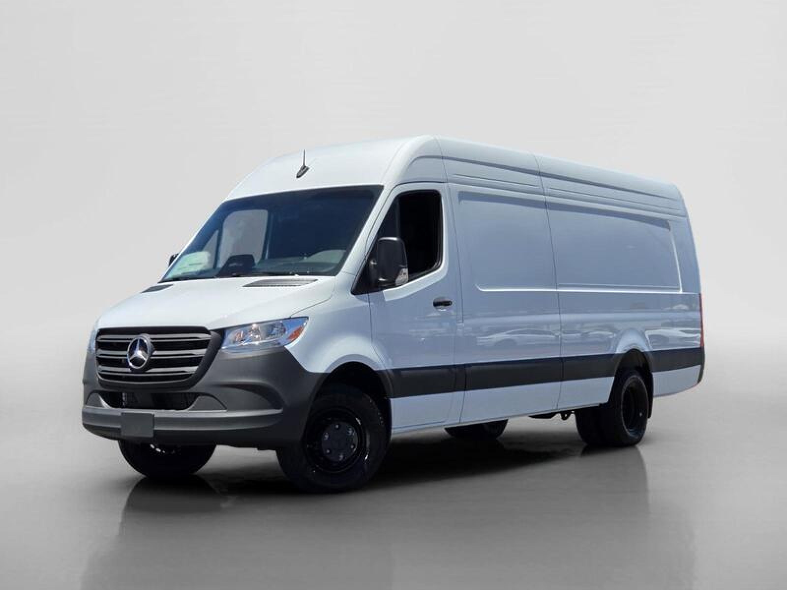 2026 Mercedes-Benz Sprinter Cargo Van 2026 Mercedes-Benz Sprinter Cargo Van 3500 Full-size Cargo Van