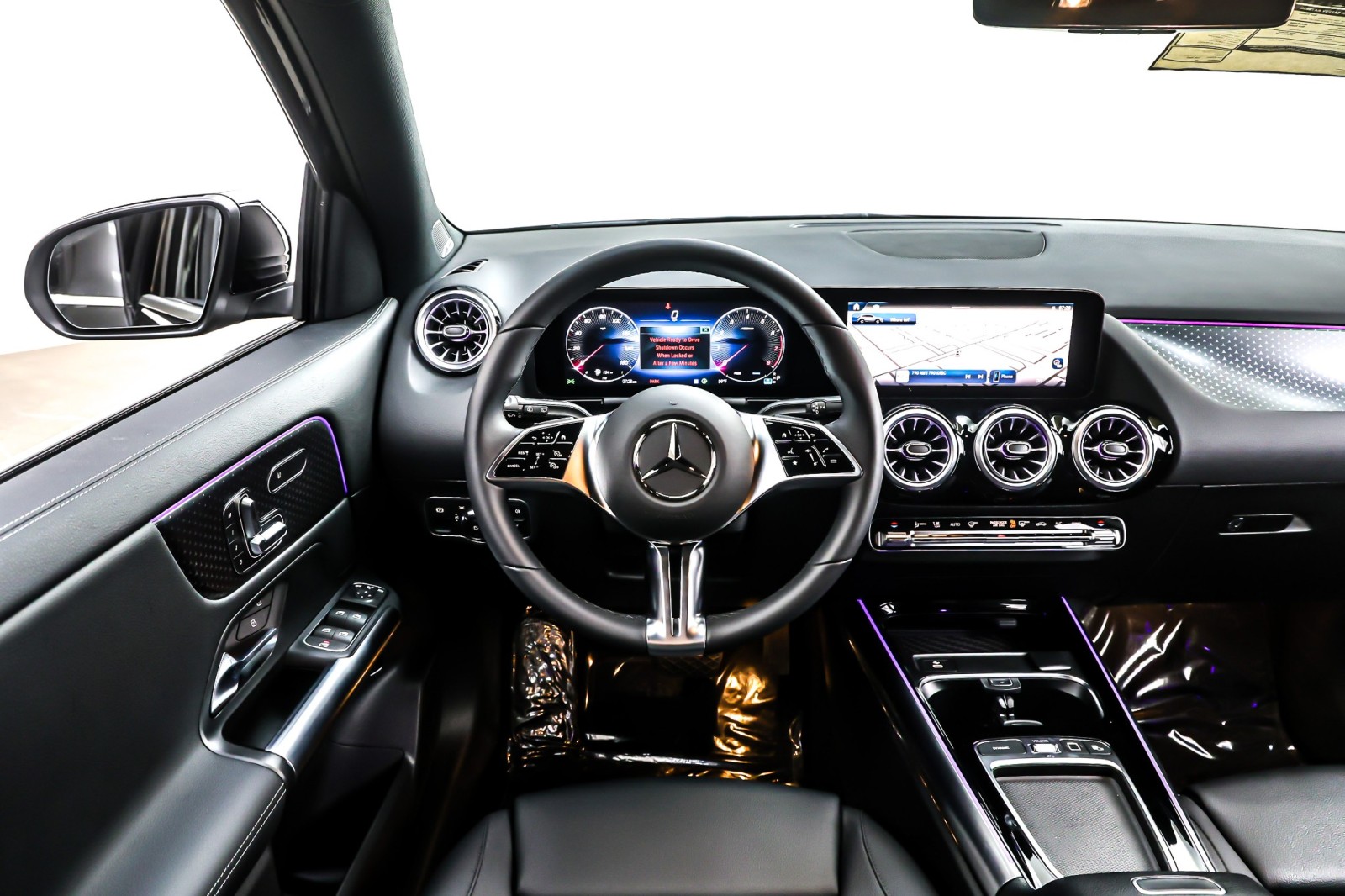 New 2025 Cosmos Black Metallic Mercedes-Benz GLA 250 SUV image 4