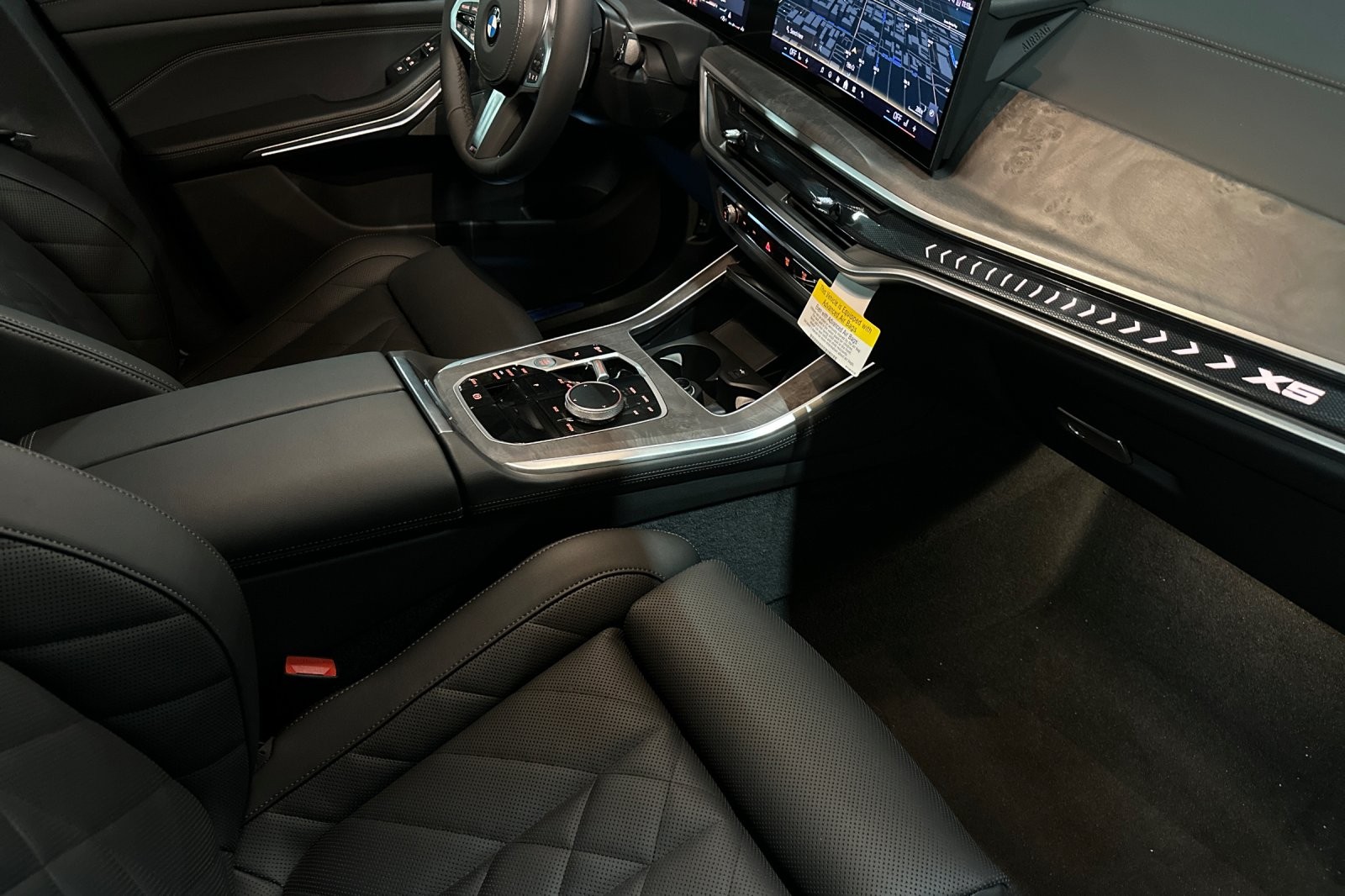 New 2026 Black Sapphire Metallic BMW sDrive40i image 15