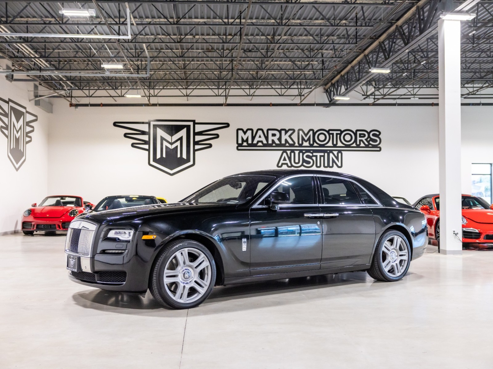 2016 Rolls-Royce Ghost Base