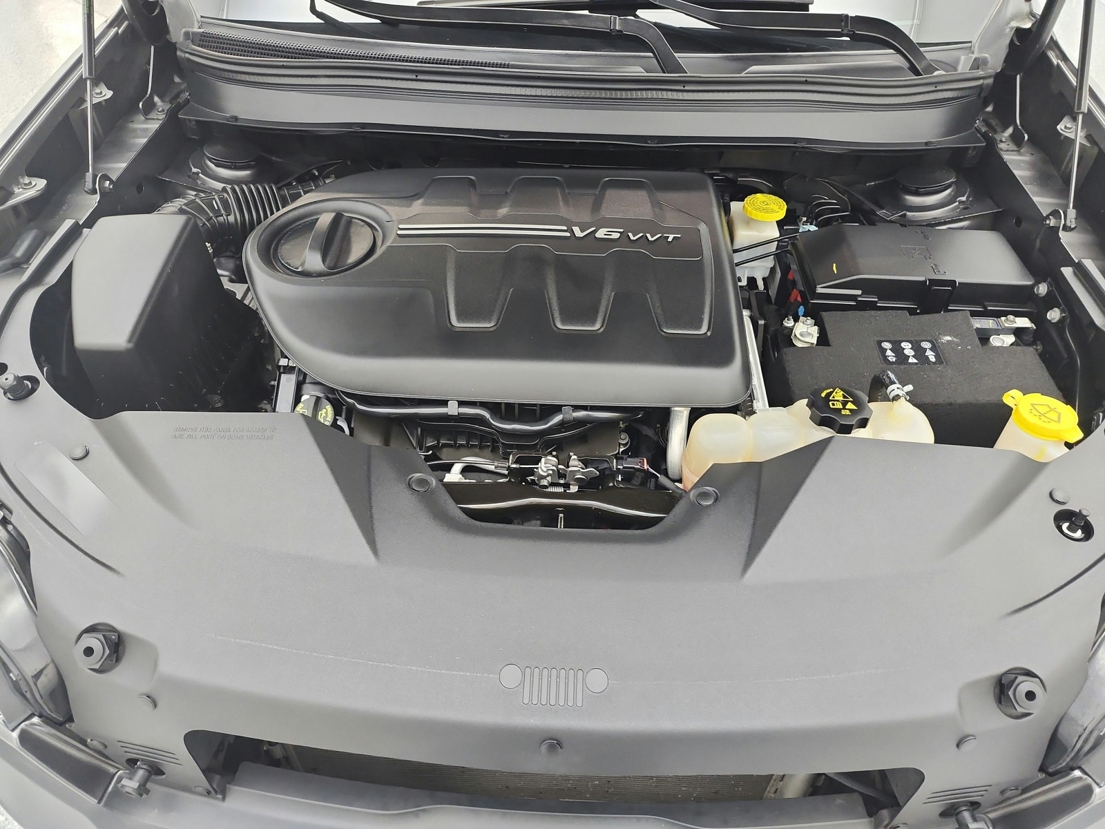 Used 2020 Granite Crystal Metallic Clearcoat Jeep Trailhawk Elite 4x4 image 17