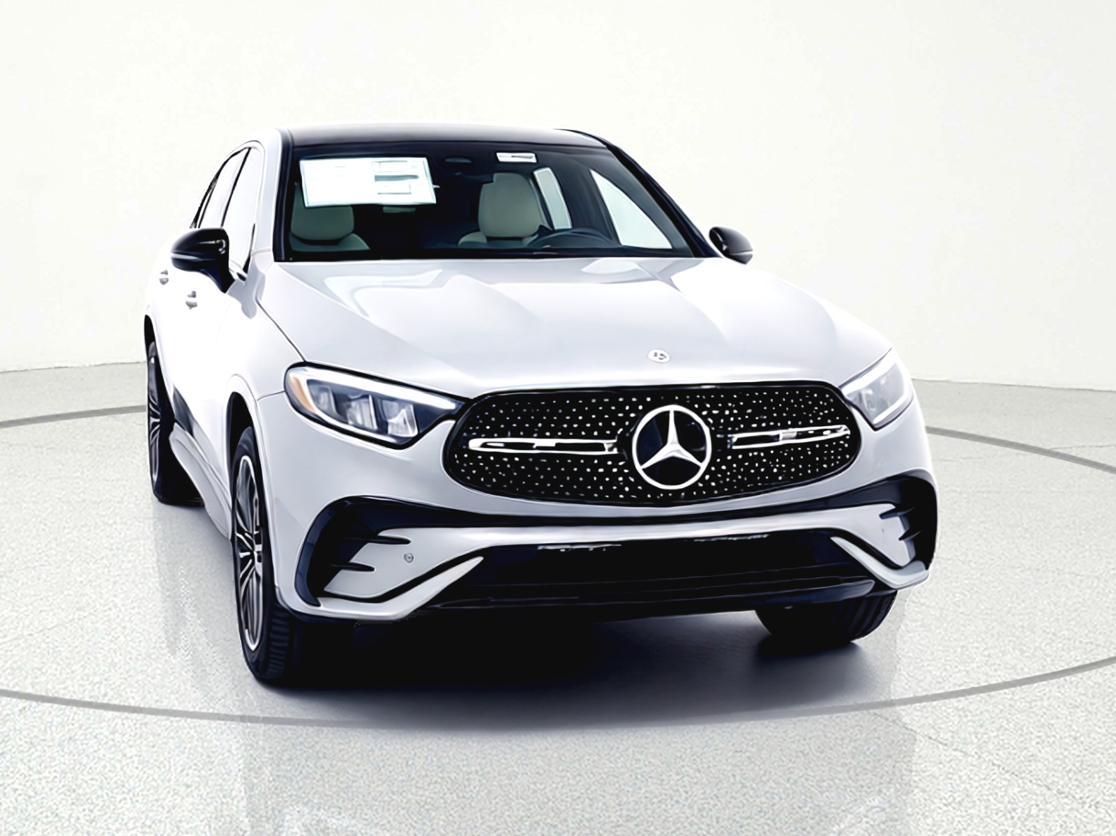 New 2026 MANUFAKTUR Alpine Grey Mercedes-Benz GLC 300 image 5