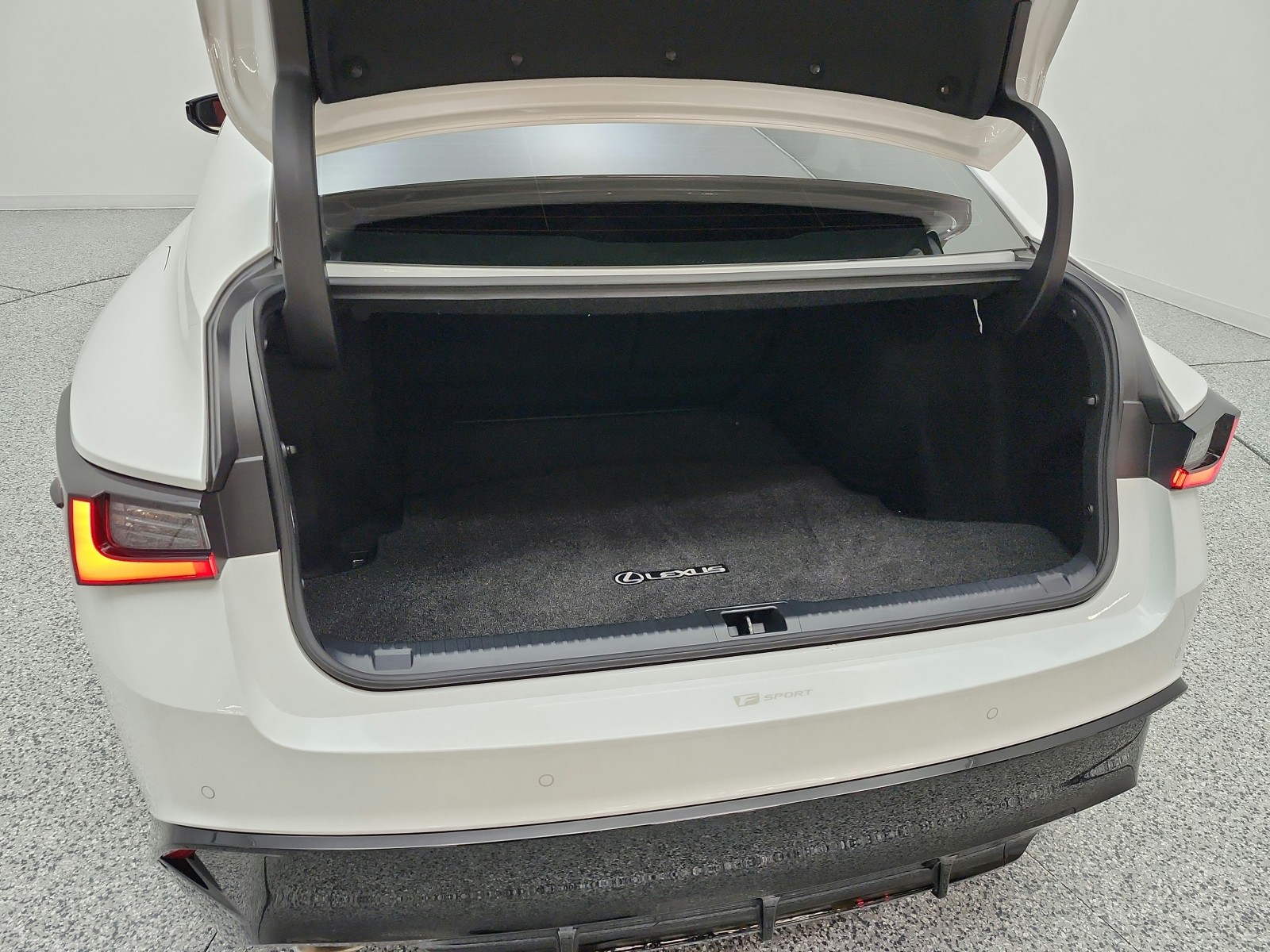 Used 2025 Ultra White Lexus IS 350 F SPORT image 21