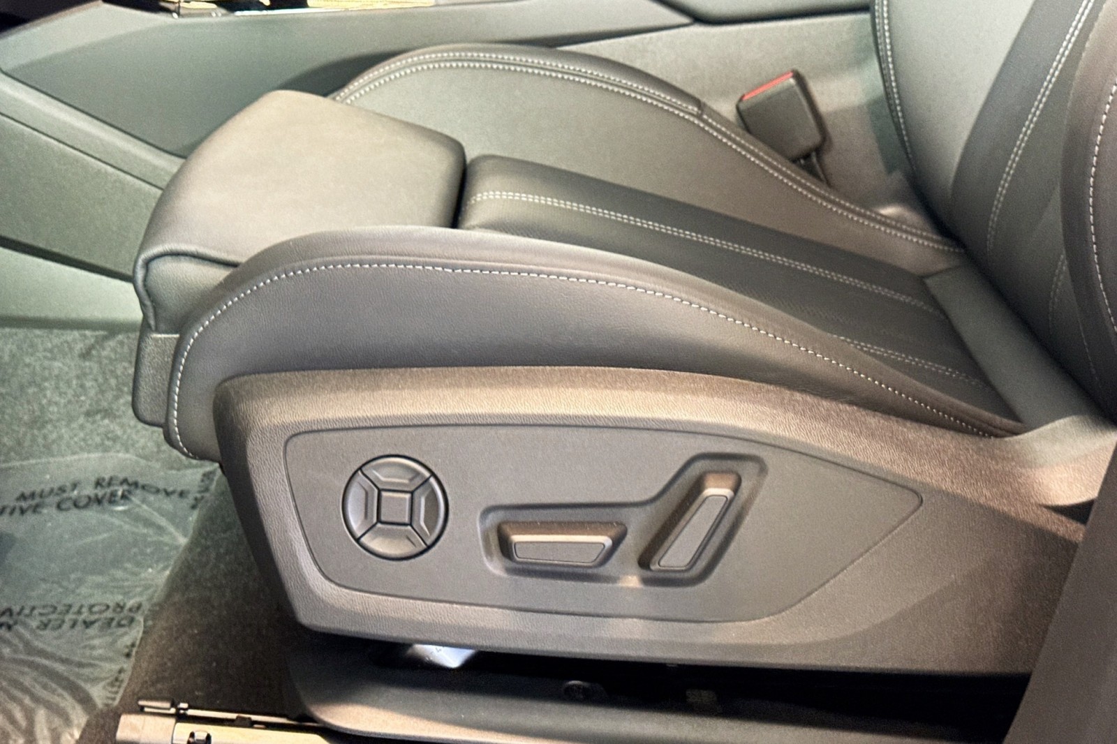 New 2025 Manhattan Gray Metallic Audi Premium Plus quattro image 16